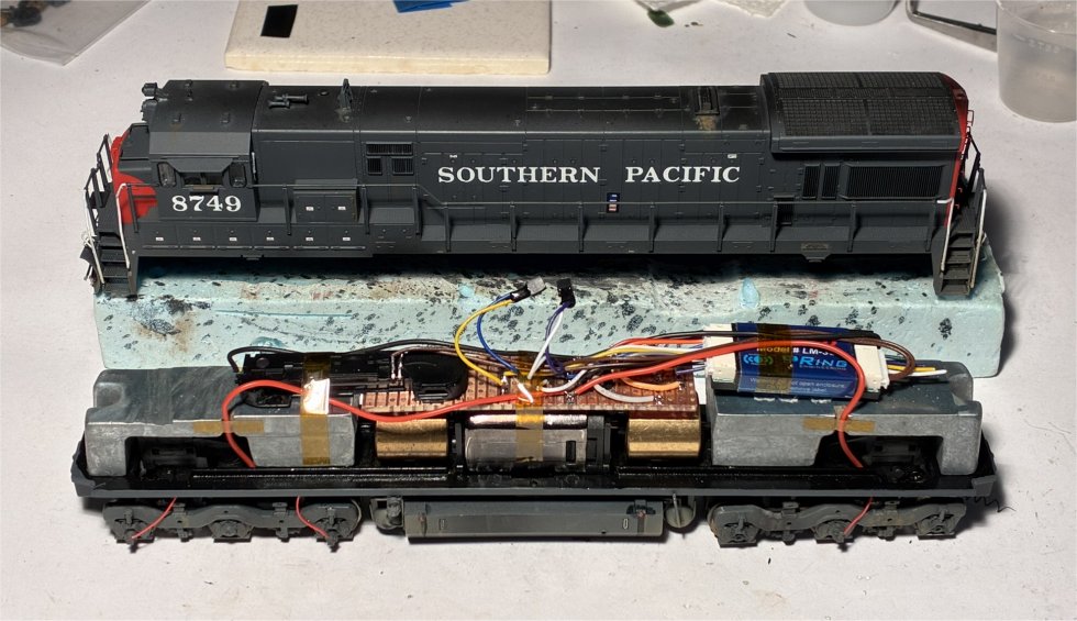 RPUG U33C Build 05.jpg