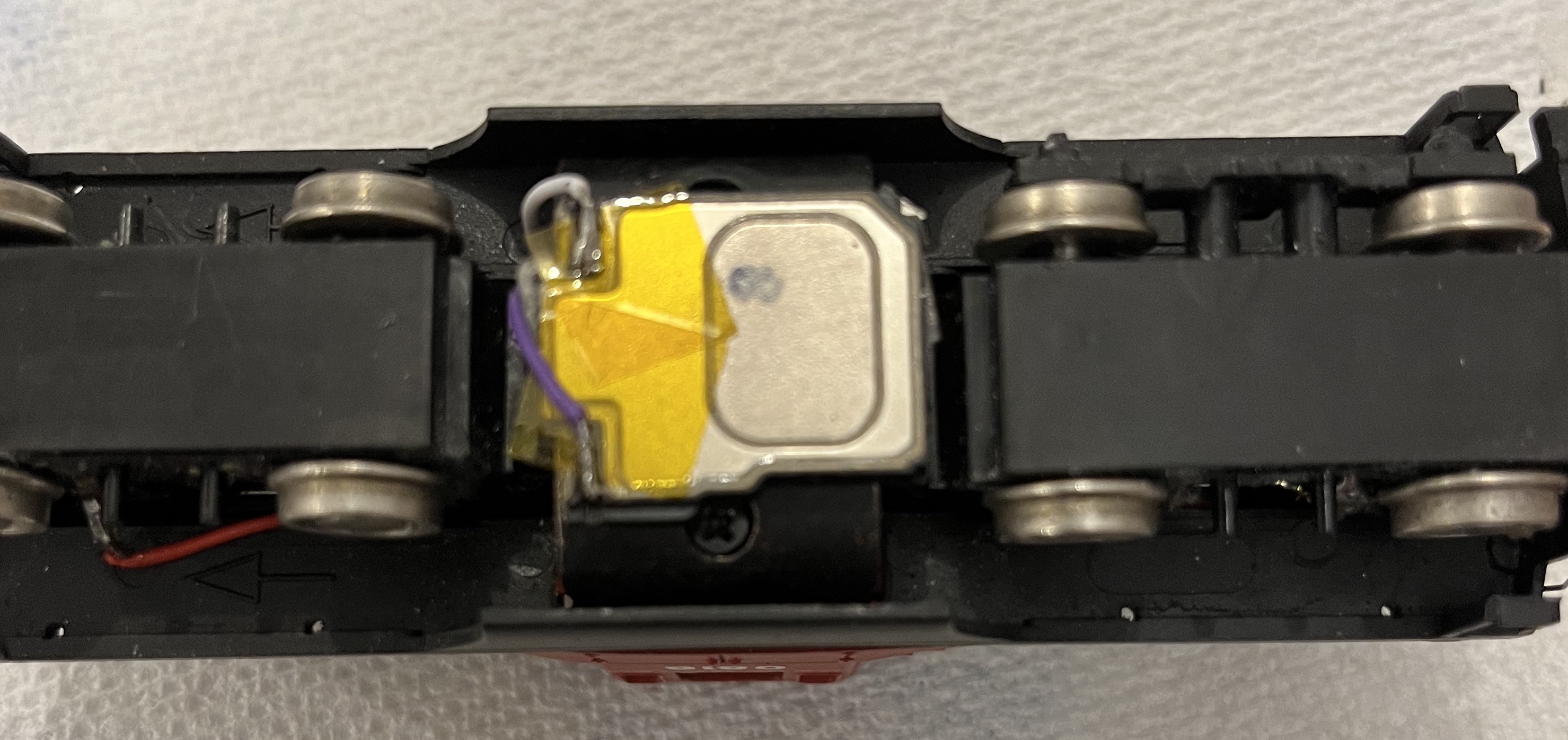 44-tonner speaker location.jpg