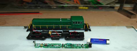 TRAIN_085480x180 (1).png