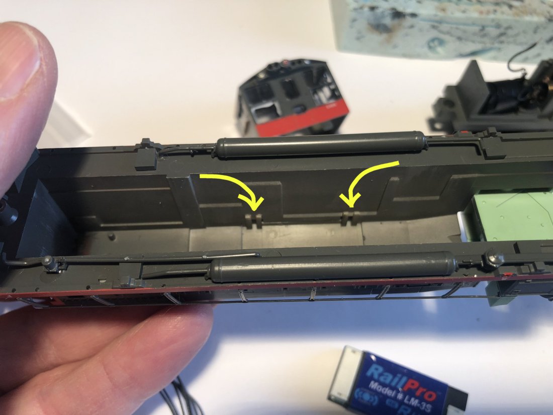 SW1500 - Inside Shell 01A.jpg