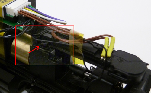 2015-11-08 RailPro install - Athearn GP38-2W (5) ed.jpg