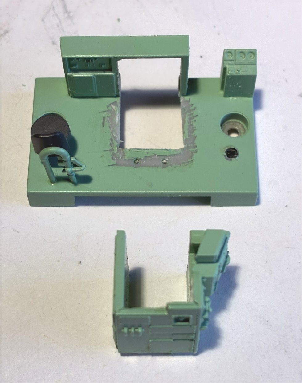 RPUG SW1500 - Cab 04.jpg