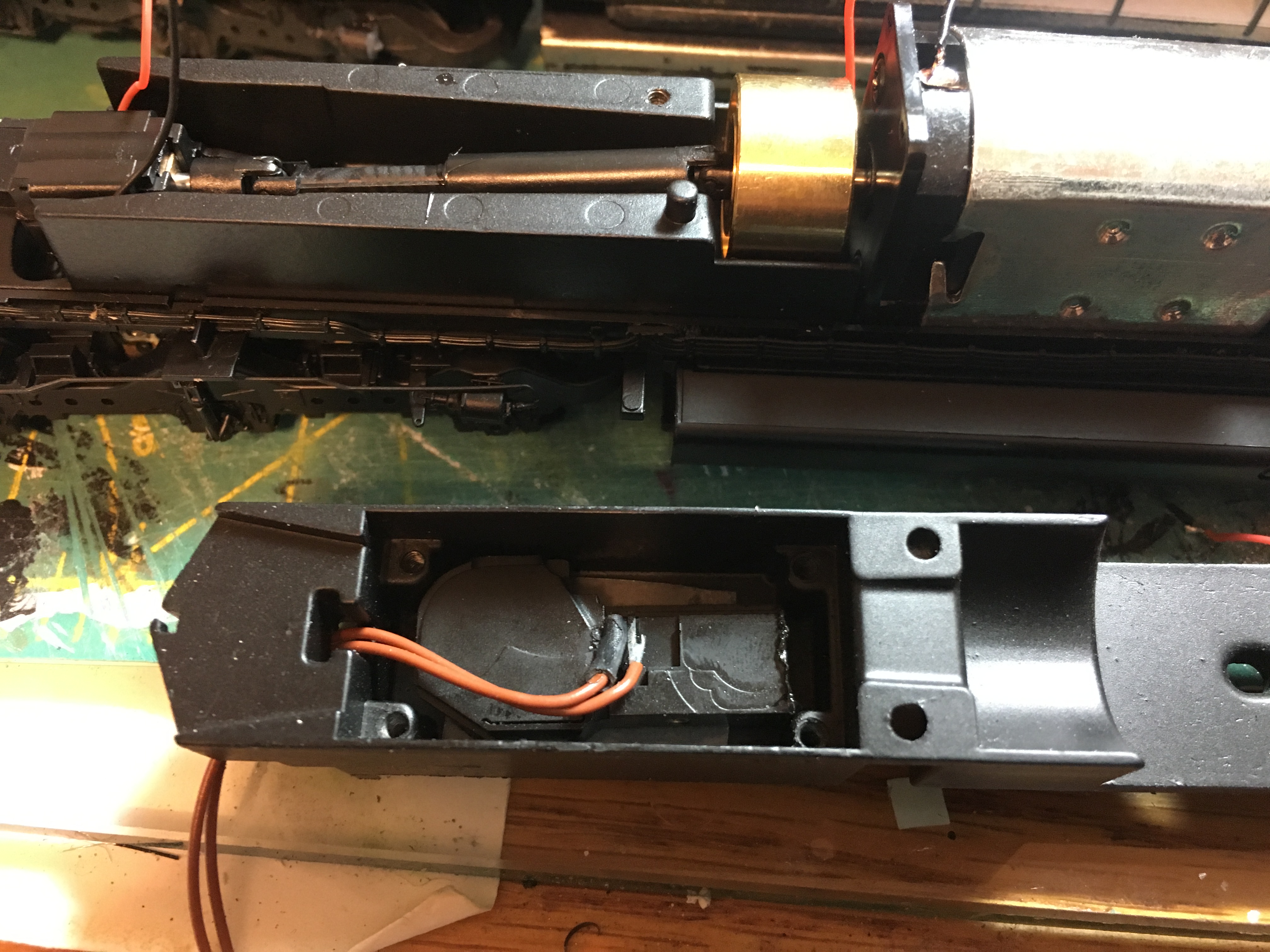 Scale Trains SD40-2 RailPro 4S speaker.jpg